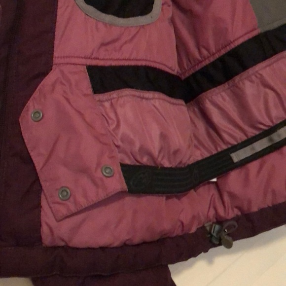 Purple ski jacket - Picture 11 of 14